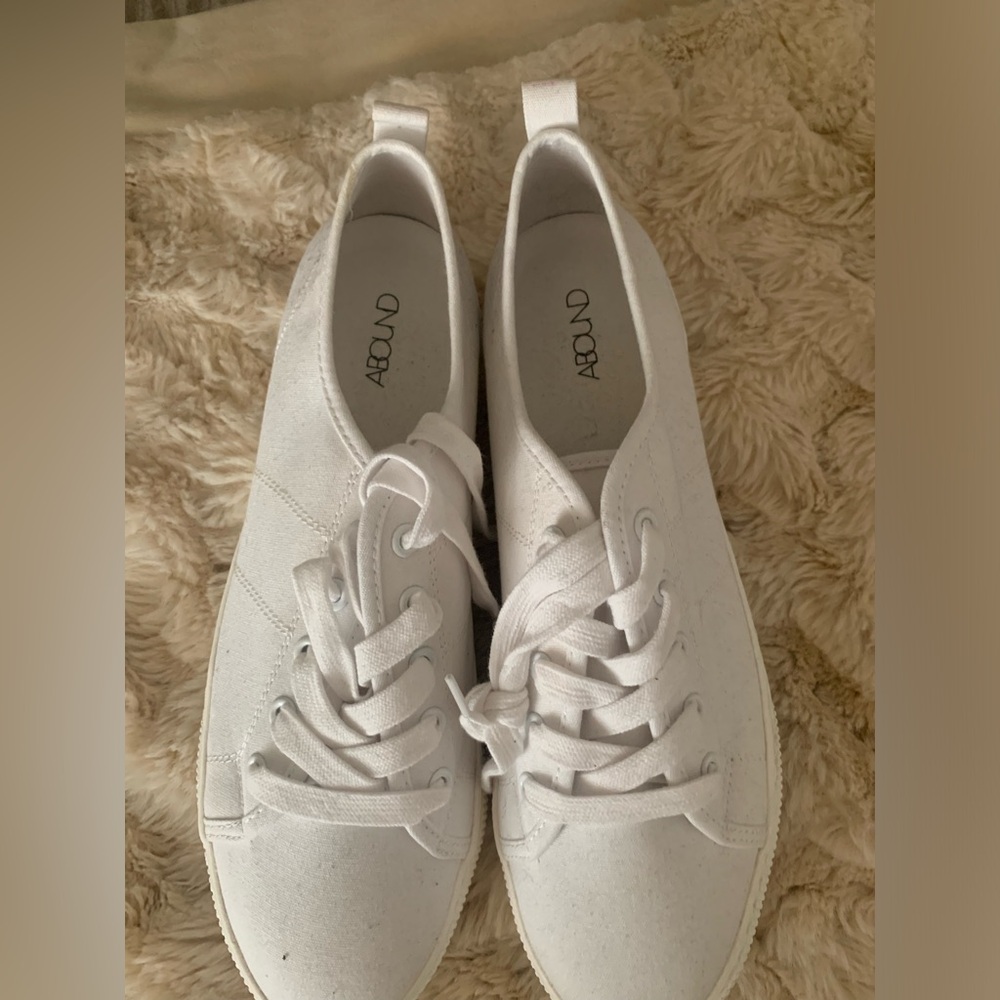 Brand new shoes!!